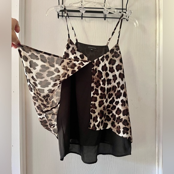 Staccato Animal Print with Black Accents - Picture 2 of 6